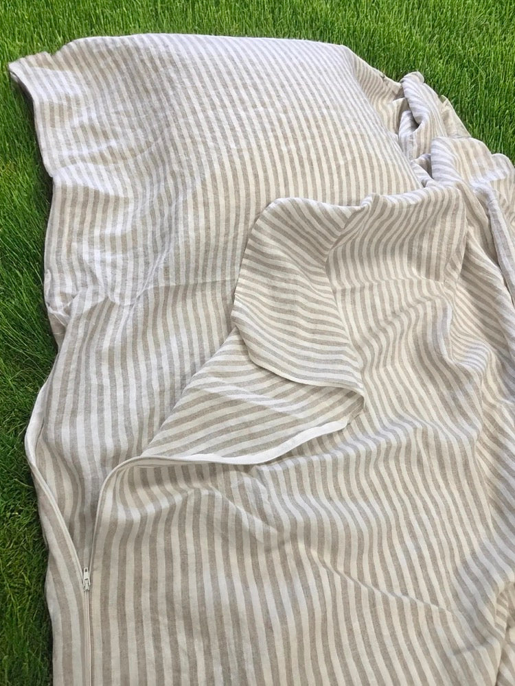 Softened linen travel paper strips with zipper